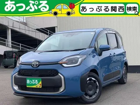 Toyota SIENTA 2025 buy in Moscow