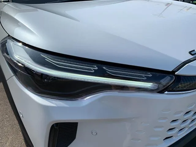Toyota CorollaCross HYBRID Z 2025 — миниатюра 5