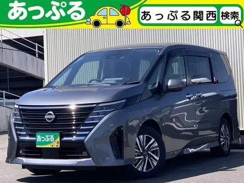 Nissan SERENA 2024 купить в Москве