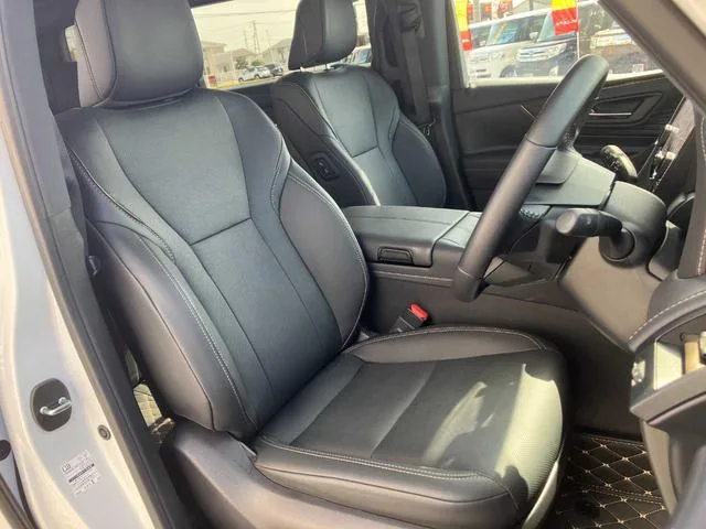Toyota ALPHARD Z 2025 — миниатюра 3