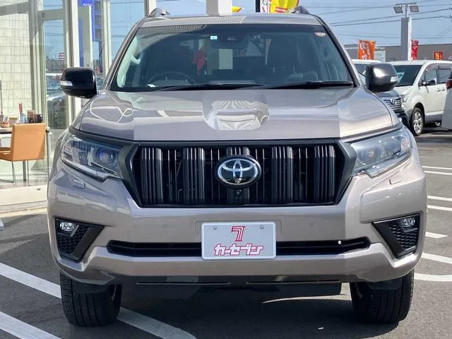 Toyota Land Cruiser Prado TX L PACKAGE MATT BLACK EDITION 2023 — миниатюра 2