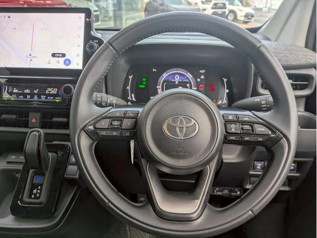 Toyota SIENTA HYBRID Z 2024 — миниатюра 3