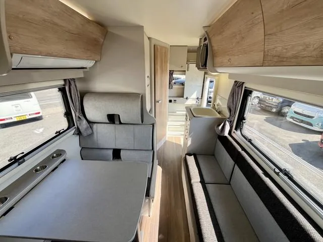 Toyota CAMROAD 2026 — миниатюра 2