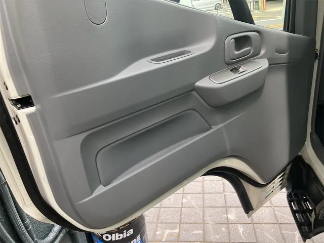Toyota CAMROAD 2026 — миниатюра 3