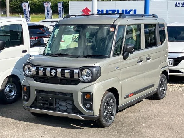 Suzuki SPACIA GEAR HYBRID XZ 2025 — миниатюра 2