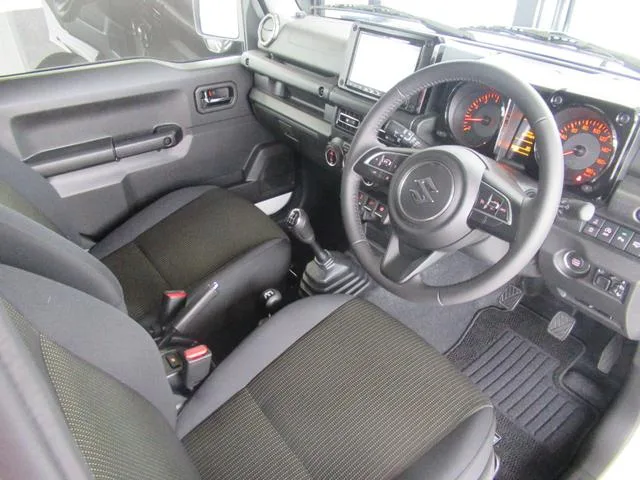 Suzuki JIMNY NOMADE FC 2025 — миниатюра 5