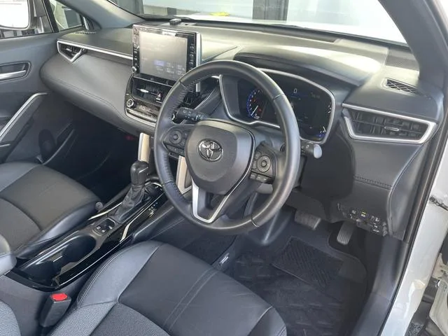 Toyota CorollaCross Z 2023 — миниатюра 5