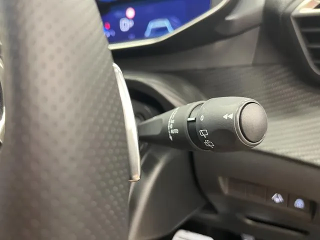 Peugeot 208 GT 2025 — миниатюра 5
