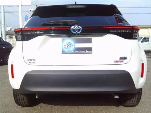 Toyota YARIS CROSS HYBRID Z 2024 — миниатюра 5