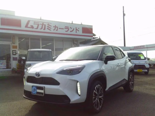 Toyota YARIS CROSS HYBRID Z 2024 — фото 1, купить с доставкой в Москву