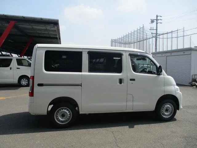 Toyota TOWNACE VAN 2025 — миниатюра 2