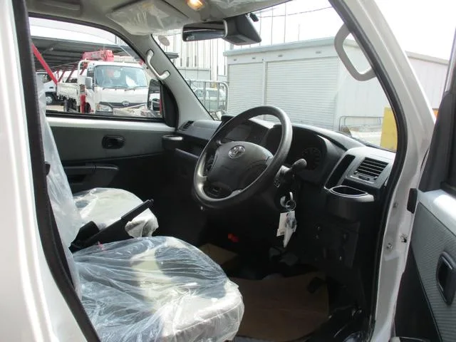 Toyota TOWNACE VAN 2025 — миниатюра 3