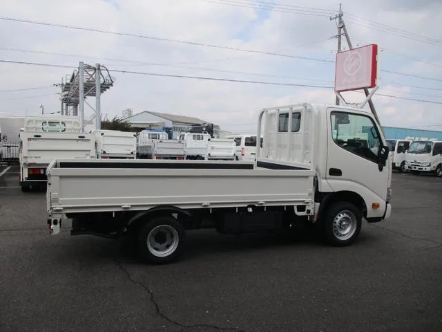 Toyota DYNA TRUCK 2026 — миниатюра 2