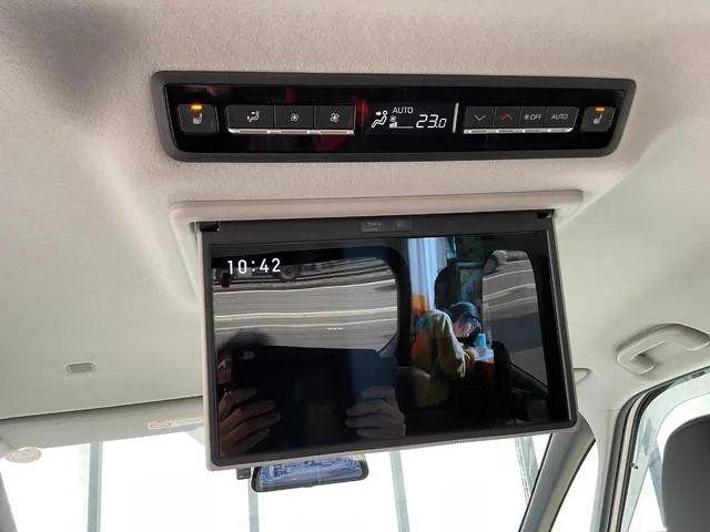 Toyota NOAH HYBRID Z 2024 — миниатюра 5