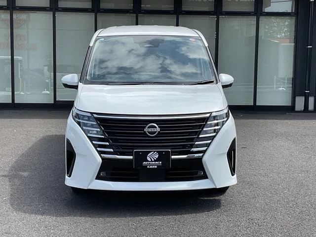 Nissan SERENA E-POWER HIGHWAY STAR V 2023 — миниатюра 2