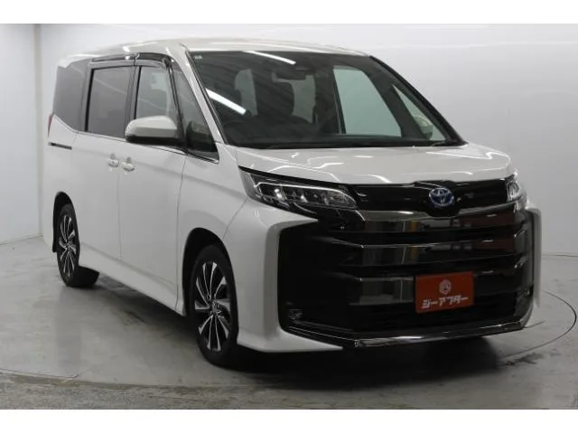 Toyota NOAH HYBRID S-Z 2022 — миниатюра 3