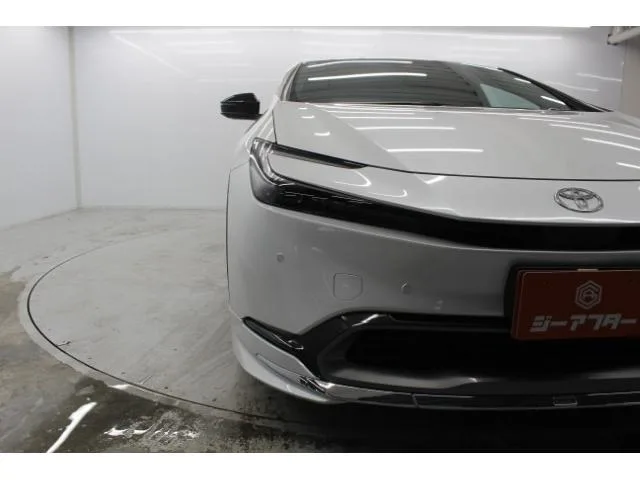 Toyota Prius Z 2023 — миниатюра 4