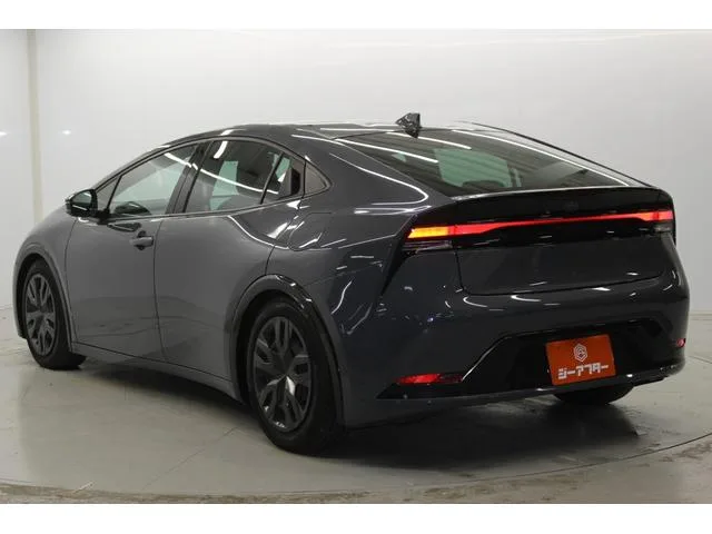 Toyota Prius Z 2023 — миниатюра 3