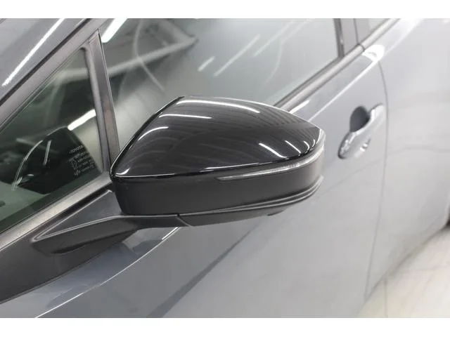 Toyota Prius Z 2023 — миниатюра 5