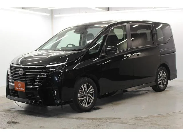 Nissan SERENA E-POWER HIGHWAY STAR V 2024 — миниатюра 3