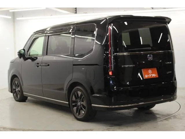Honda STEPWAGON E:HEV SPADA 2023 — миниатюра 3