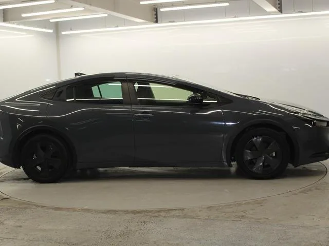 Toyota PRIUS U 2023 — миниатюра 3
