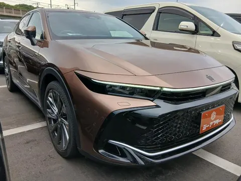 Toyota CROWN CROSSOVER 2023 buy in Moscow