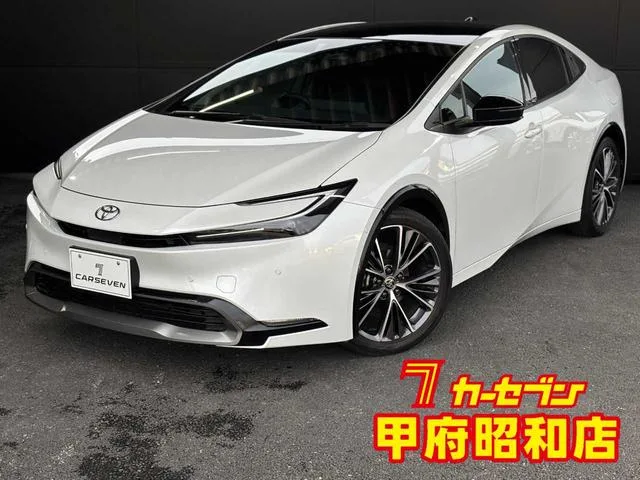 Toyota PRIUS Z 2023 — фото 1, купить с доставкой в Москву