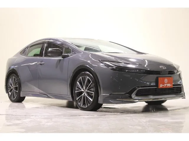 Toyota Prius Z 2023 — миниатюра 3