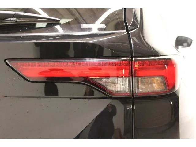 Mitsubishi OUTLANDER PHEV M 2022 — миниатюра 5