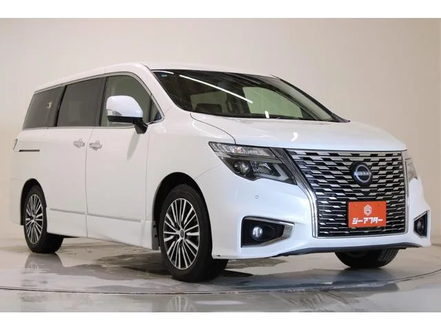 Nissan ELGRAND 250HIGHWAY STAR S 2024 — миниатюра 2