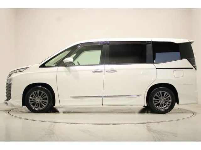 Toyota VOXY HYBRID S-G 2023 — миниатюра 5