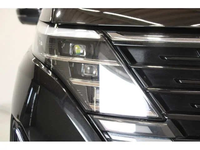 Nissan SERENA HIGHWAY STAR V 2023 — миниатюра 5
