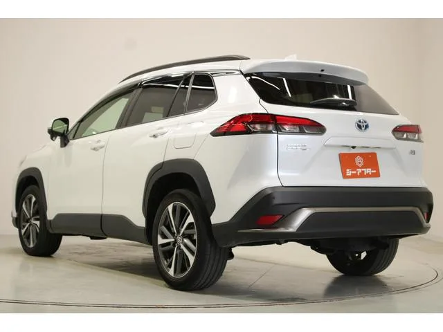 Toyota CorollaCross HYBRID Z 2023 — миниатюра 3