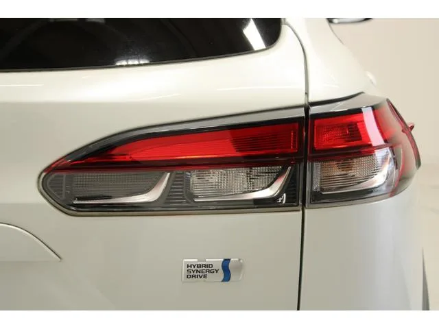 Toyota CorollaCross HYBRID Z 2023 — миниатюра 5