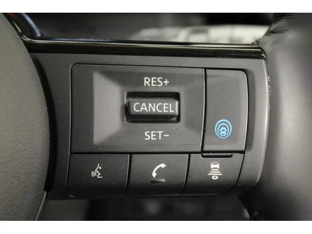 Nissan SERENA E-POWER HIGHWAY STAR V 2025 — миниатюра 4