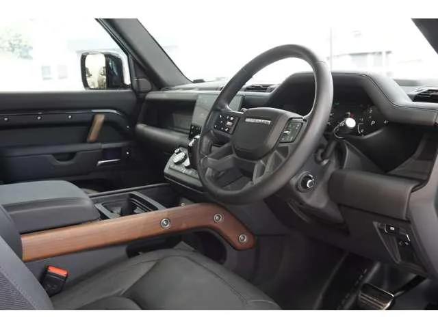 Land Rover DEFENDER 2024 — миниатюра 3