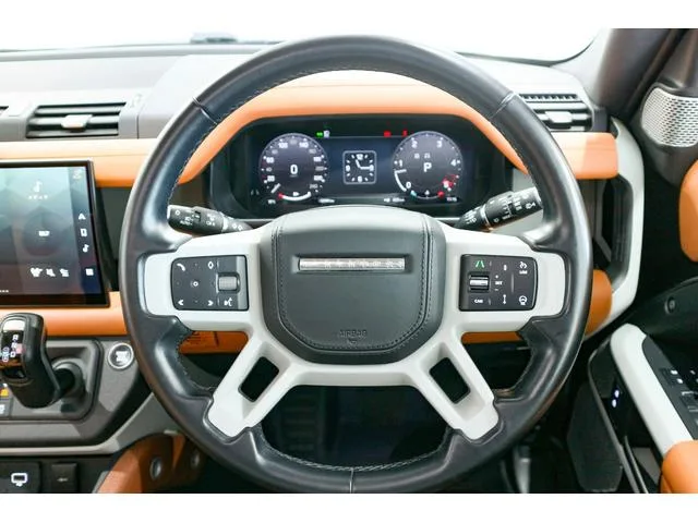 Land Rover Defender 130FIRST EDITION D300 2022 — миниатюра 3