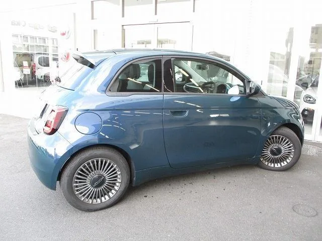 Fiat 500e POP 2023 — миниатюра 5