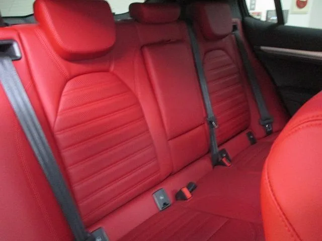 Alfa Romeo Stelvio 2.0 TURBO Q4 VELOCE 2023 — миниатюра 5