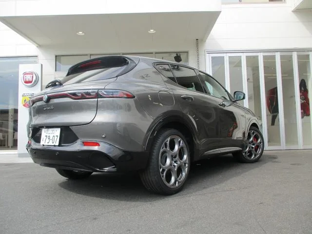 Alfa Romeo TONALE VELOCE 2023 — миниатюра 2