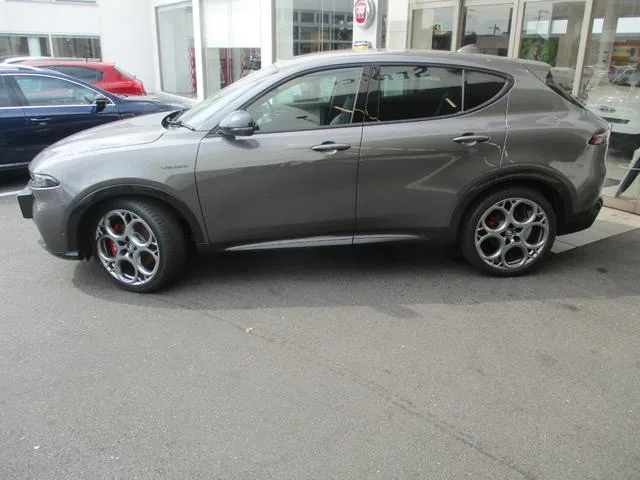 Alfa Romeo TONALE VELOCE 2023 — миниатюра 3