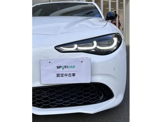 Alfa Romeo GIULIA VELOCE 2024 — миниатюра 2