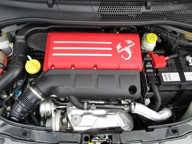 Abarth ABARTH 695 COMPETIZIONE 2024 — миниатюра 3
