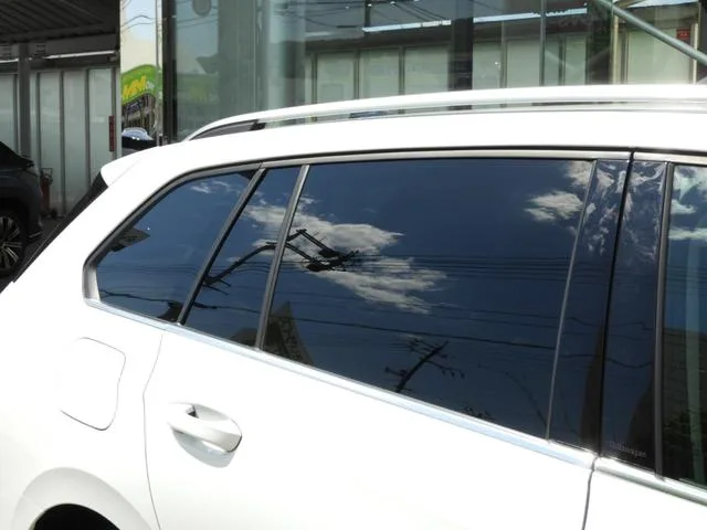 Volkswagen GOLF VARIANT TDI STYLE PLATINUM EDITION 2023 — миниатюра 4
