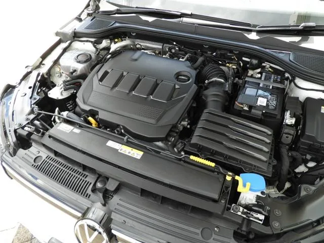 Volkswagen GOLF VARIANT TDI STYLE PLATINUM EDITION 2023 — миниатюра 5