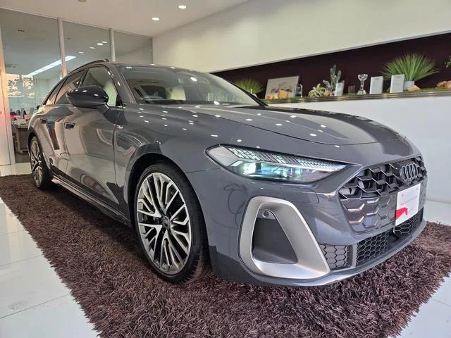 Audi A5 AVANT TDI EDITION ONE 2025 — миниатюра 2