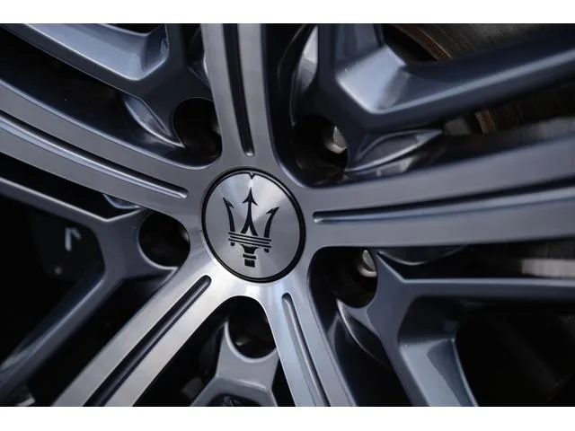 Maserati Levante GT HYBRID 2024 — миниатюра 4