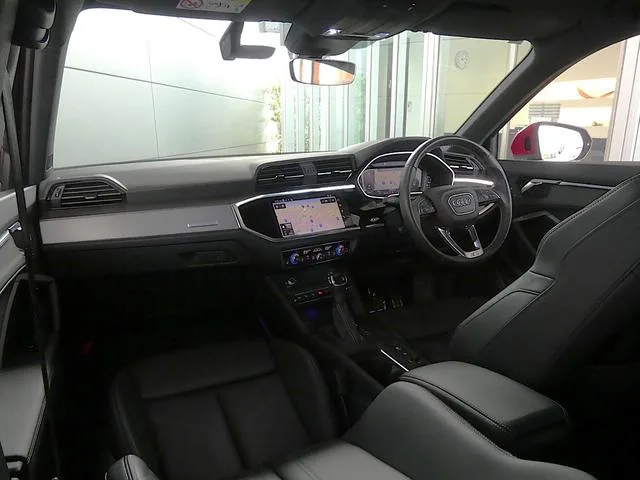 Audi Q3 SPORTBACK 35 TFSI S LINE 2024 — миниатюра 2