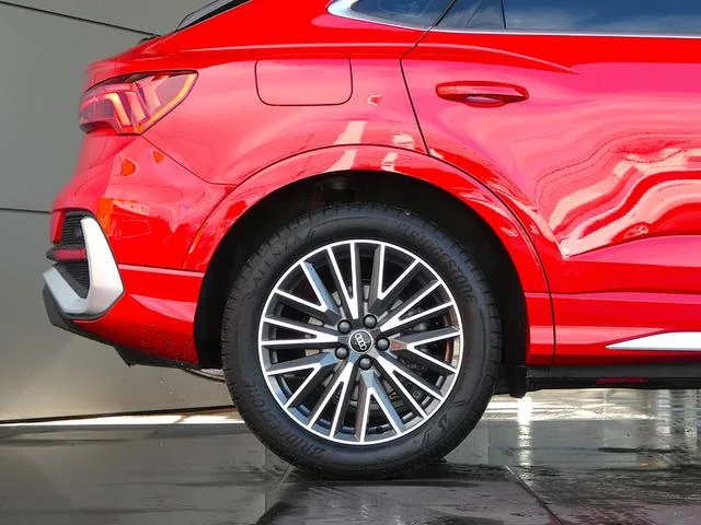 Audi Q3 SPORTBACK 35 TFSI S LINE 2024 — миниатюра 5